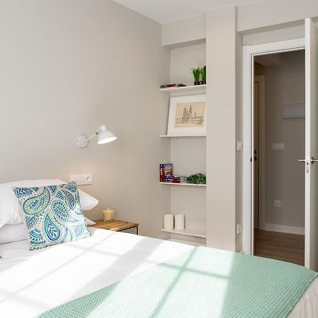 Apartamento De Diseno Centrico Con Terraza Espectacular Santiago de Compostela Ngoại thất bức ảnh