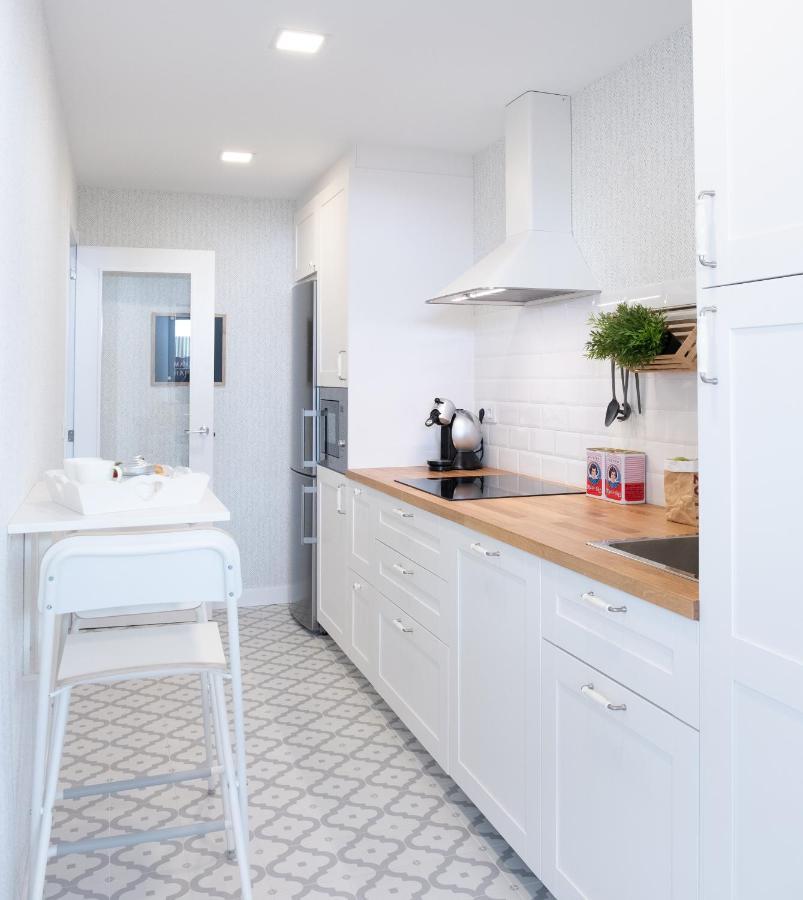 Apartamento De Diseno Centrico Con Terraza Espectacular Santiago de Compostela Ngoại thất bức ảnh