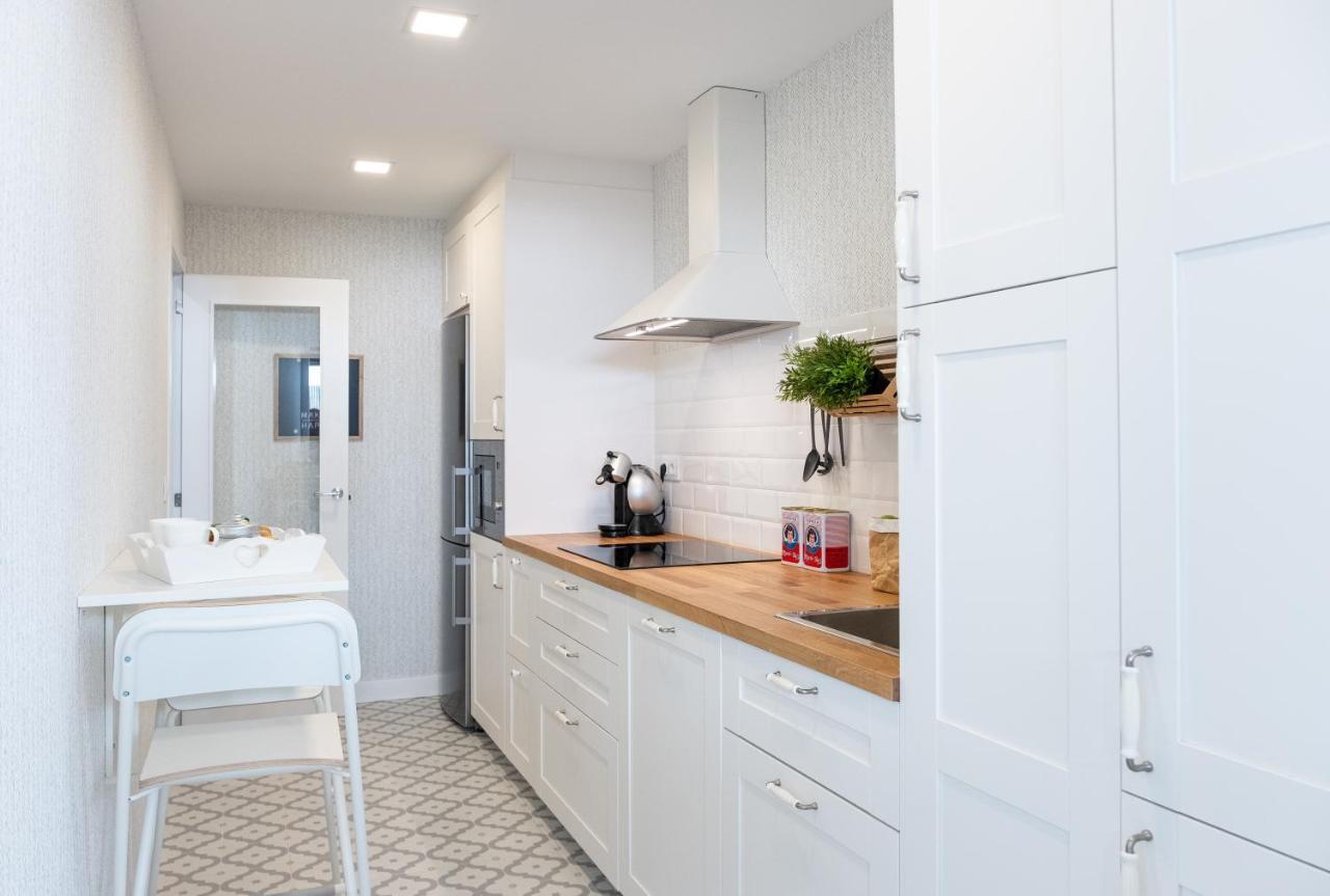 Apartamento De Diseno Centrico Con Terraza Espectacular Santiago de Compostela Ngoại thất bức ảnh