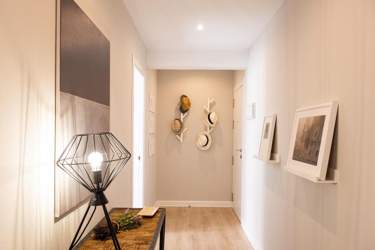 Apartamento De Diseno Centrico Con Terraza Espectacular Santiago de Compostela Ngoại thất bức ảnh