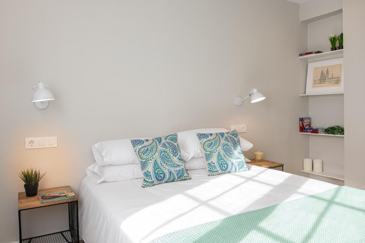 Apartamento De Diseno Centrico Con Terraza Espectacular Santiago de Compostela Ngoại thất bức ảnh