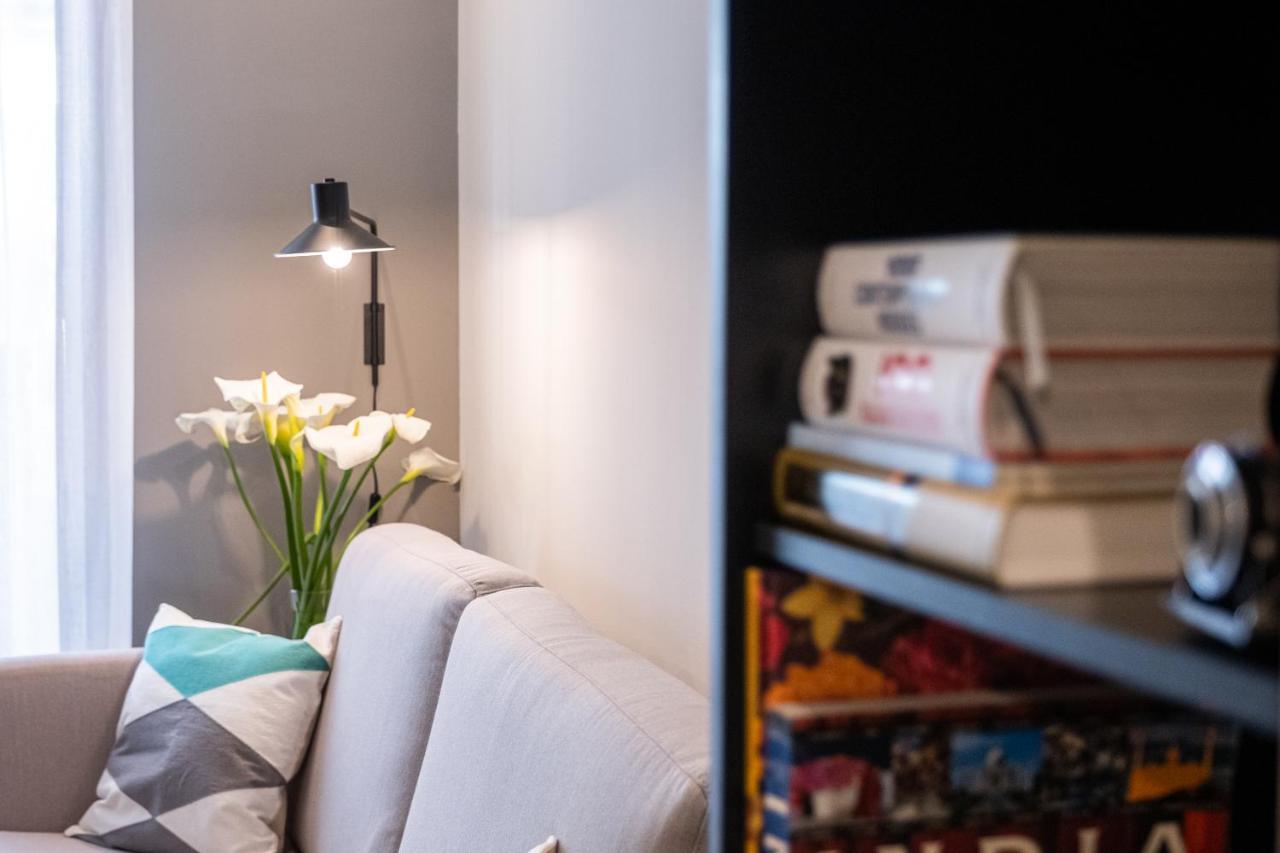 Apartamento De Diseno Centrico Con Terraza Espectacular Santiago de Compostela Ngoại thất bức ảnh